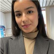 Laureata in traduzione con certificazione inglese C1